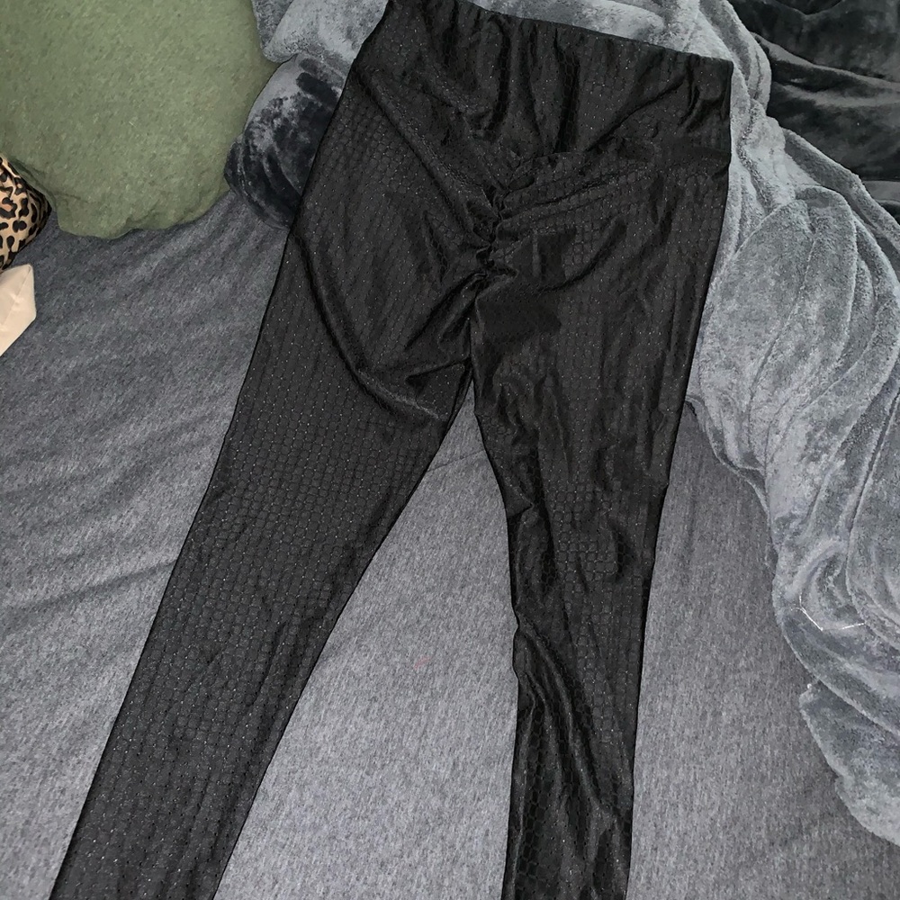 Booty Scrunch Leggings